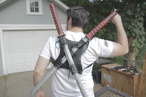 Back-Mounted Dual-Sword Sheath - Wulfgar Weapons & Props